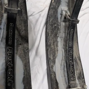 Simmons Flex Ski Gen 1 With Narrow Yamaha Mounting brackets Carbides Black Loops